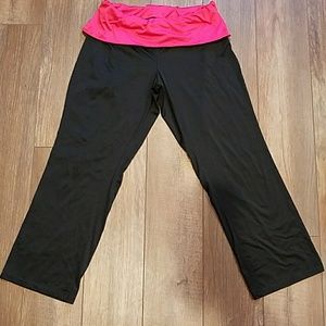 *Final Price Drop* Reebok yoga workout pants